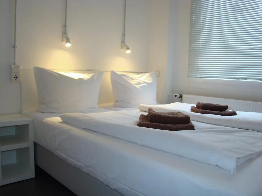 Bnb Near Brandenburg Gate - Rooms & Apartments Berlino Ostello