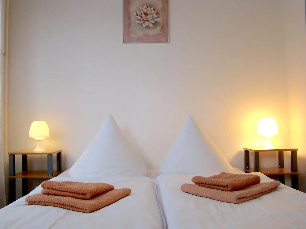 Bnb Near Brandenburg Gate - Rooms & Apartments Berlino