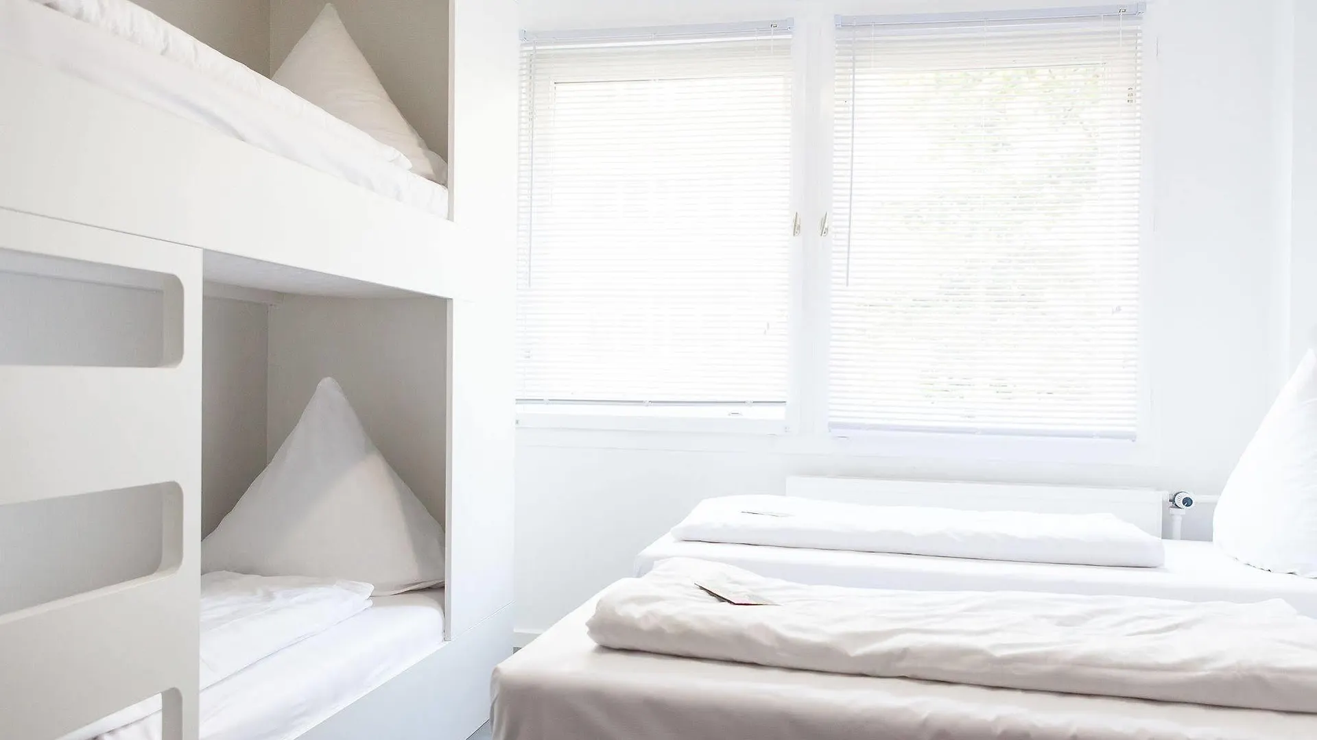 Bnb Near Brandenburg Gate - Rooms & Apartments Berlino Ostello