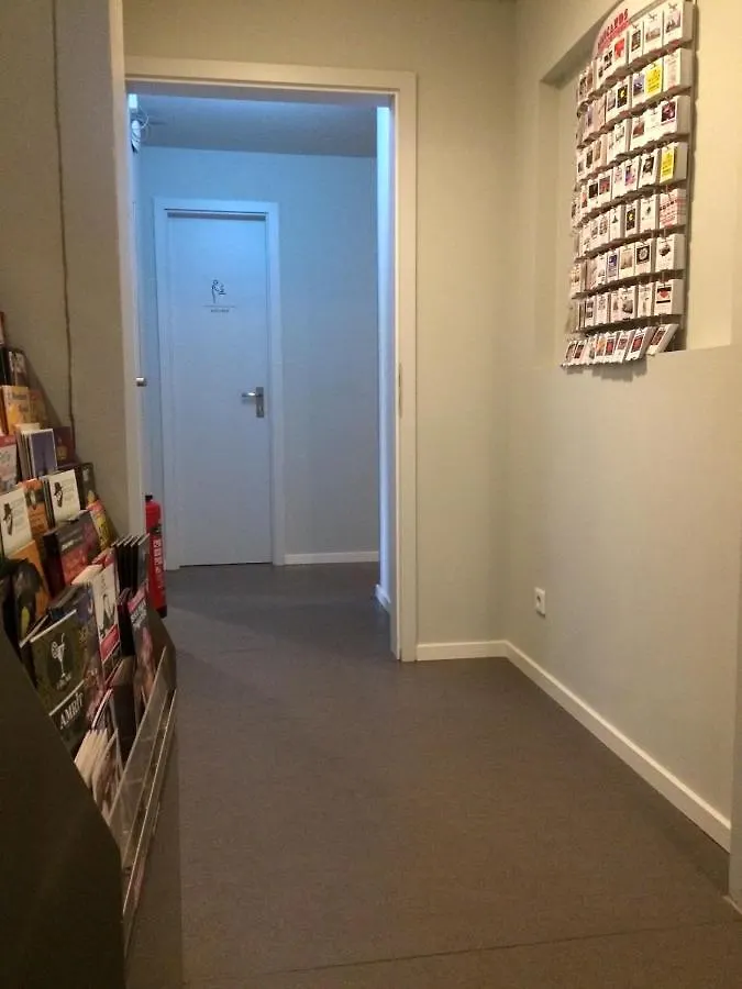 Ostello Bnb Near Brandenburg Gate - Rooms & Apartments Berlino