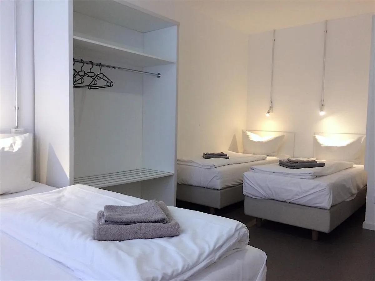 Bnb Near Brandenburg Gate - Rooms & Apartments Berlino 0*,  Germania